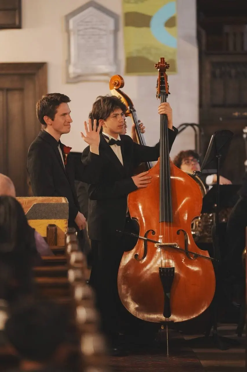 Simon Maxam playing double bass
